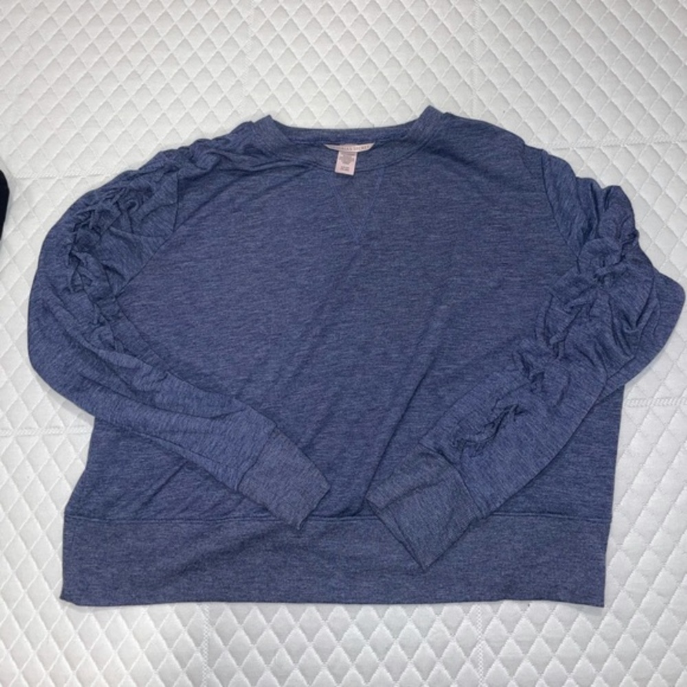 Victorias Secret Long Sleeve Sports Top
